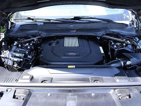 Used 2020 Land Rover Range Rover Sport SE AWD/4WD image 21