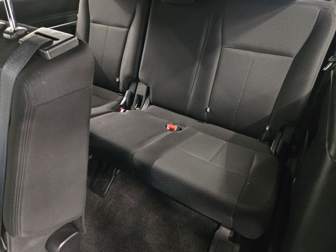 Certified 2020 Ford Expedition XLT RWD image 30