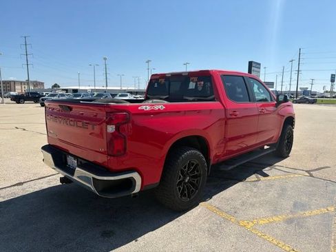 Used 2021 Chevrolet Silverado 1500 LT w/ Convenience Package II AWD/4WD image 6