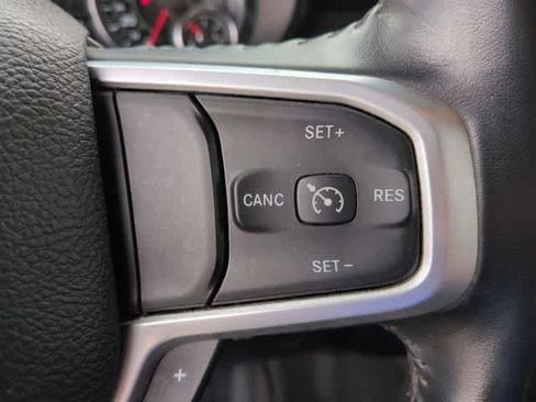 Used 2022 RAM 1500 Big Horn AWD/4WD image 25