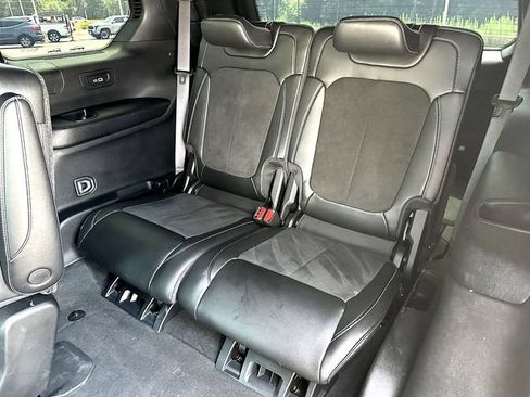 Used 2025 Jeep Grand Cherokee L Altitude RWD image 20