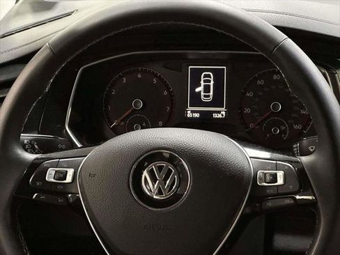 Used 2021 Volkswagen Jetta SE FWD image 19