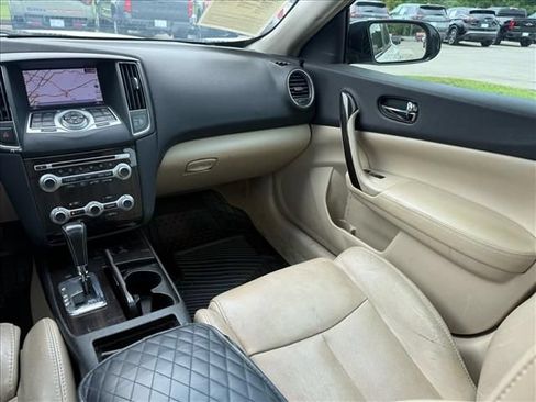 Used 2012 Nissan Maxima 3.5 SV w/ Premium Pkg FWD image 9