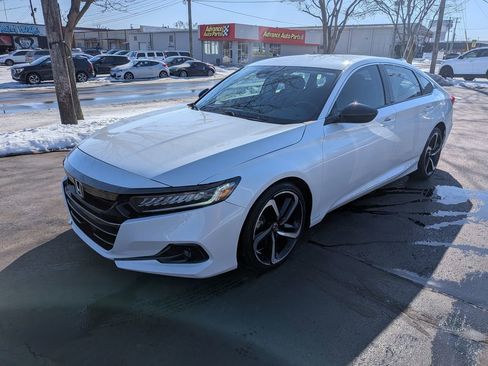 Used 2022 Honda Accord Sport Special Edition image 3