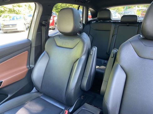 Used 2021 Volkswagen ID.4 Pro S AWD/4WD image 21