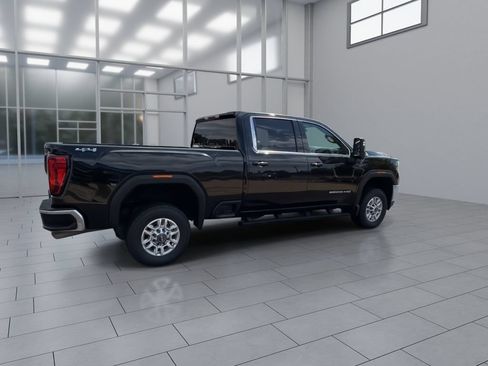 Used 2022 GMC Sierra 2500 SLE w/ Gooseneck/5TH Wheel Package AWD/4WD image 9