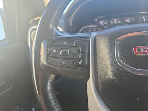 Used 2022 GMC Sierra 1500 SLT w/ SLT Premium Package image 22