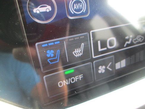 Used 2025 Subaru Ascent Touring w/ Popular Package #2 AWD/4WD image 20