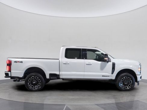 Used 2026 Ford F250 Platinum AWD/4WD image 9