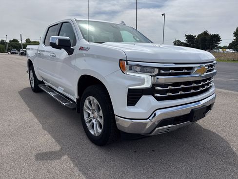 Used 2025 Chevrolet Silverado 1500 LTZ w/ LTZ Premium Package AWD/4WD image 7