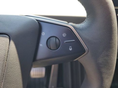 Used 2025 Tesla Cybertruck AWD Crew Cab image 13