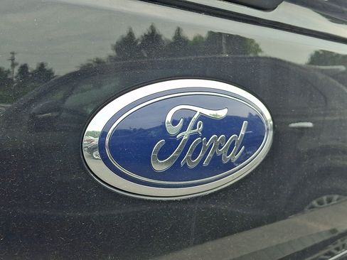 Used 2020 Ford F150 XLT w/ Equipment Group 302A Luxury AWD/4WD image 29
