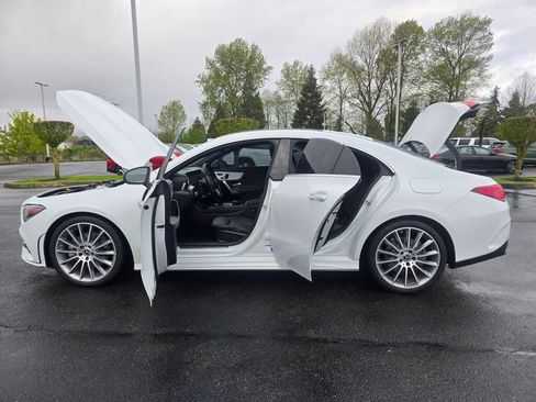 Used 2023 Mercedes-Benz CLA 250 4MATIC image 11
