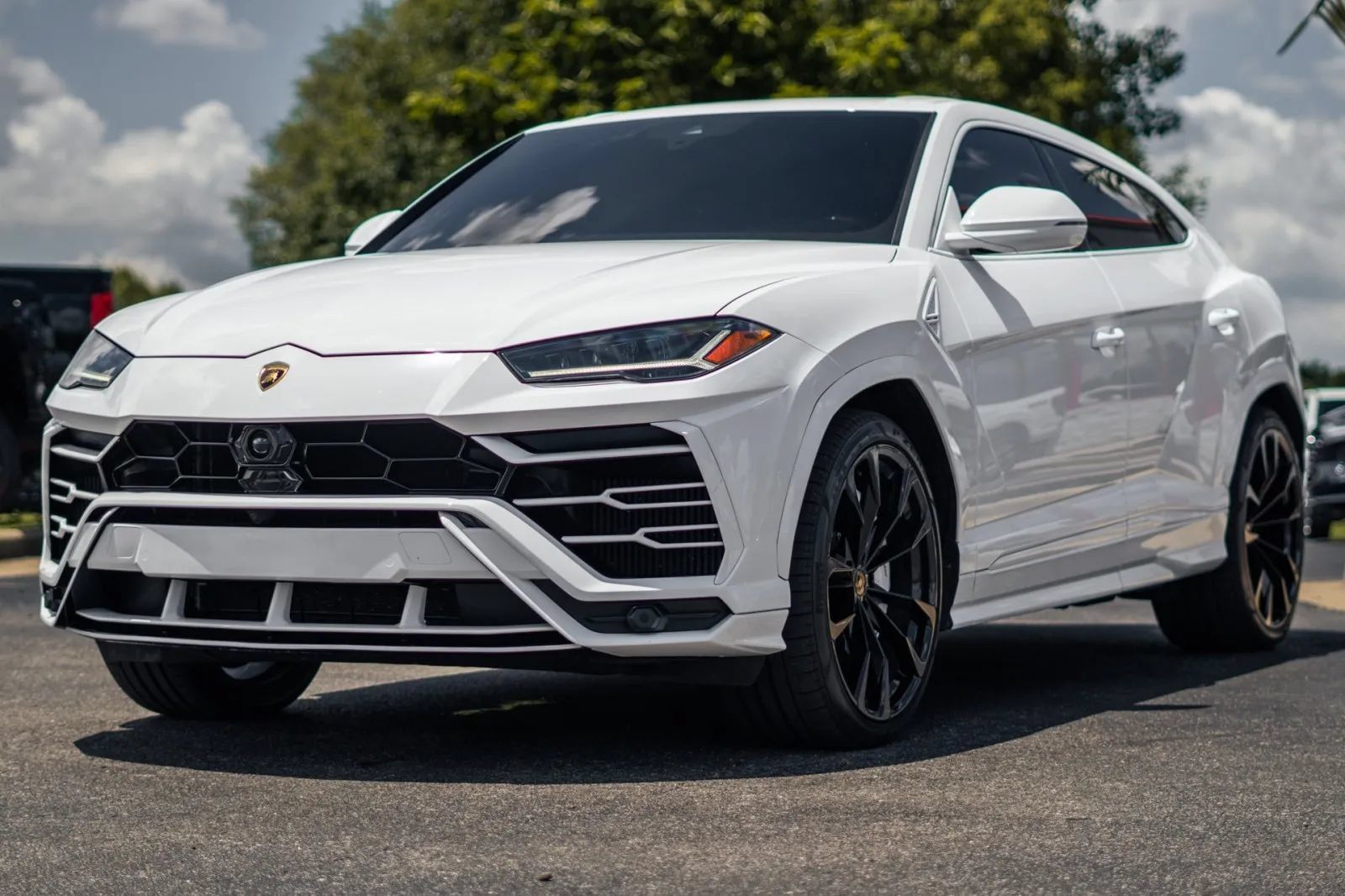 Used 2021 Lamborghini Urus AWD/4WD image 4