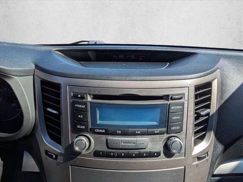 Used 2013 Subaru Legacy 2.5i Premium w/ Popular Pkg 2 image 15