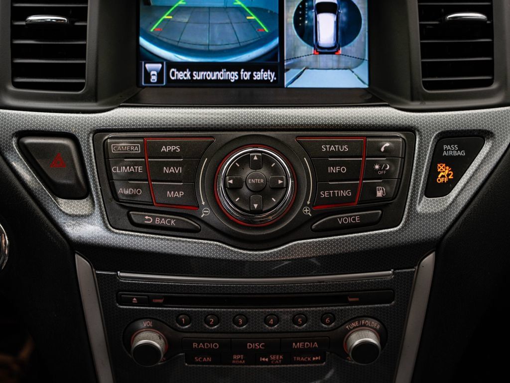 Used 2018 Nissan Pathfinder SL FWD image 34