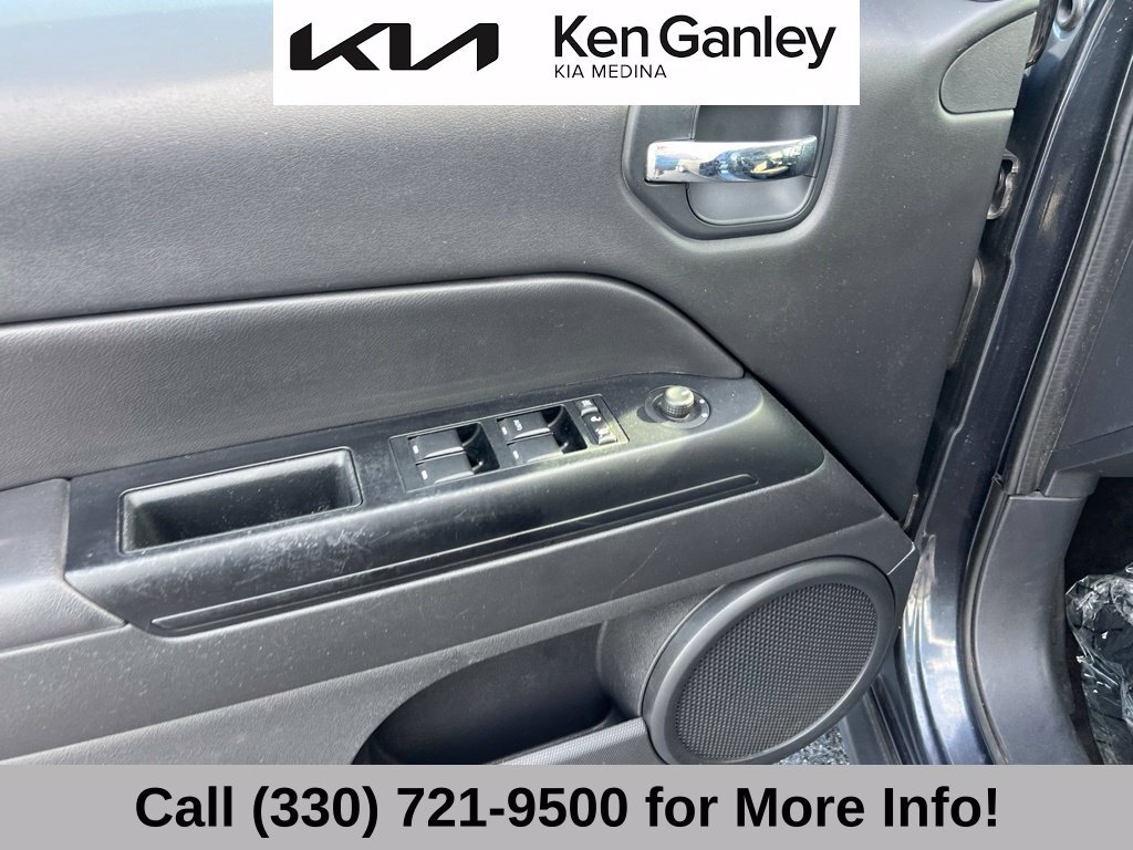 Used 2014 Jeep Patriot Latitude FWD image 24
