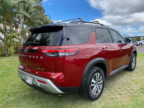 Used 2022 Nissan Pathfinder SL AWD/4WD image 25