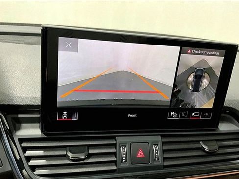 Used 2023 Audi Q5 e Prestige w/ Prestige Package image 22