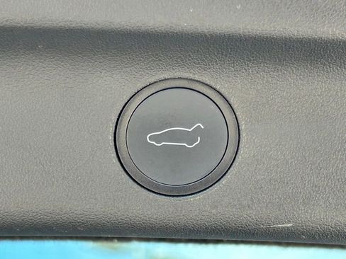 Used 2021 Tesla Model Y Performance AWD/4WD image 53