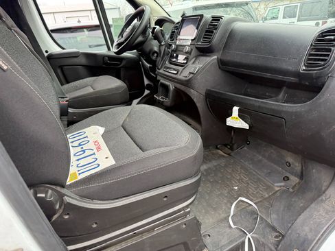 Used 2023 RAM ProMaster 2500 image 6