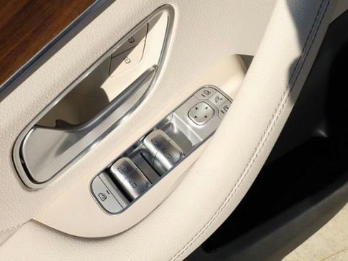 New 2025 Mercedes-Benz GLE 350 GLE 350 image 30