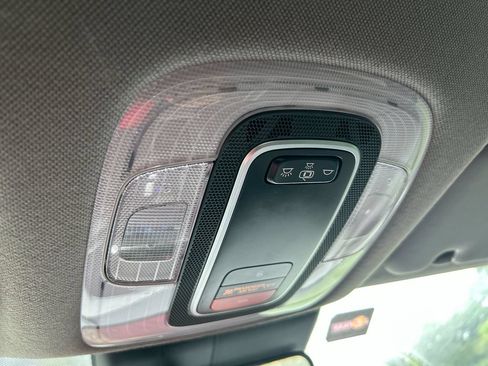 Used 2023 Hyundai Elantra SEL w/ Convenience Package FWD image 26