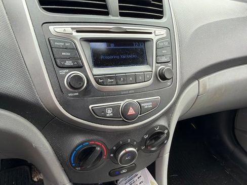 Used 2016 Hyundai Accent SE FWD image 18