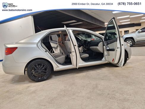 Used 2012 Kia Forte EX w/ Premium Pkg image 6