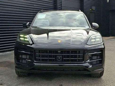 New 2026 Porsche Cayenne GTS image 10