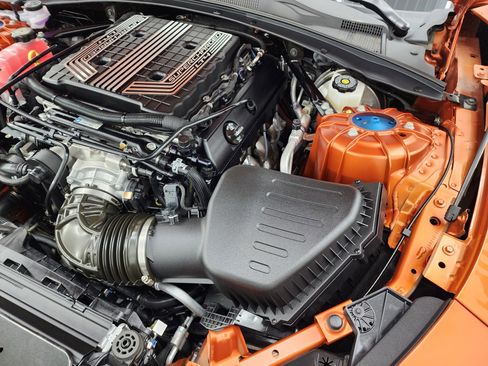 Used 2022 Chevrolet Camaro ZL1 image 19