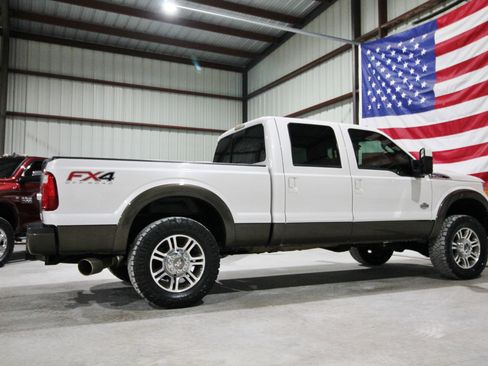 Used 2016 Ford F250 King Ranch w/ FX4 Off-Road Package image 12