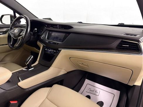 Used 2019 Cadillac XT5 AWD image 31