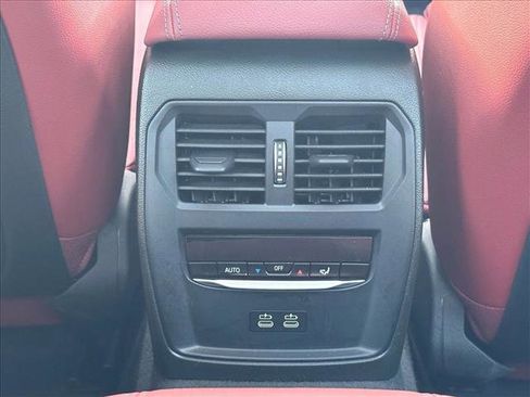 Certified 2022 BMW 230i Coupe w/ Convenience Package image 18