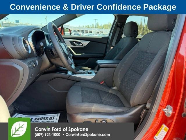 Used 2021 Chevrolet Blazer LT AWD/4WD image 2