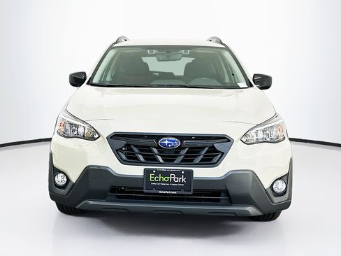 Used 2023 Subaru Crosstrek 2.0i Premium w/ Popular Package #2 AWD/4WD image 2
