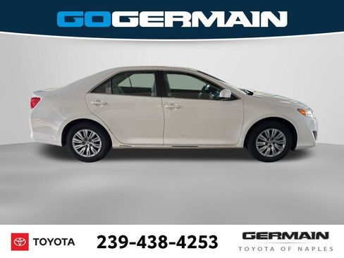 Used 2012 Toyota Camry LE image 10