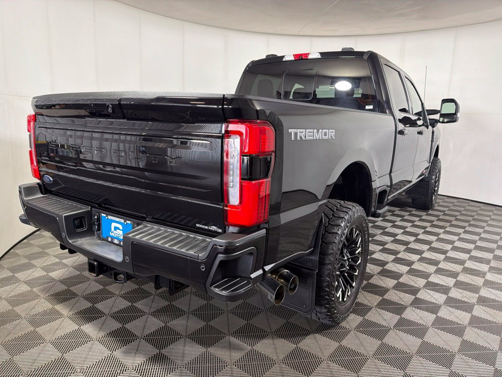 Used 2025 Ford F250 Platinum w/ Tremor Off-Road Package AWD/4WD image 8