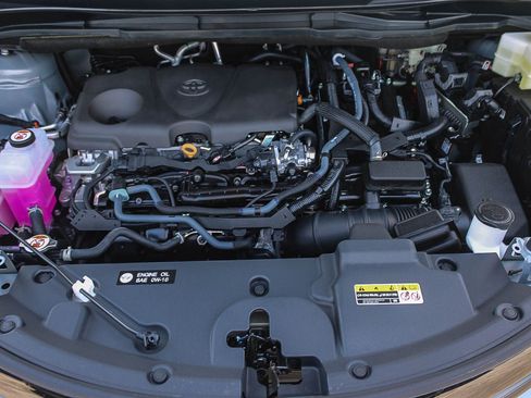 New 2026 Toyota Sienna XSE FWD image 14