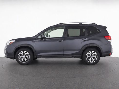 Used 2019 Subaru Forester Premium AWD/4WD image 7
