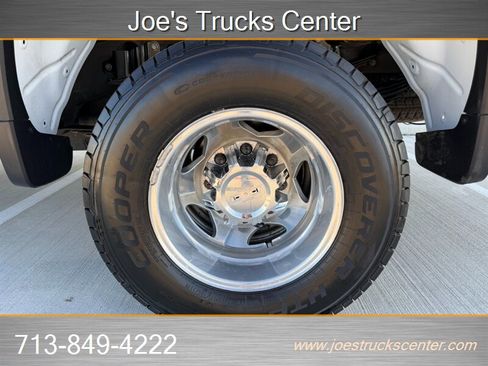 Used 2024 Chevrolet Silverado 3500 LT w/ Convenience Package AWD/4WD image 53