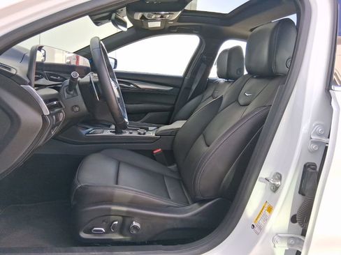 Used 2025 Cadillac CT5 Premium Luxury RWD image 20