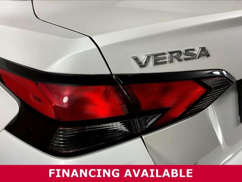 Used 2020 Nissan Versa SV FWD image 22