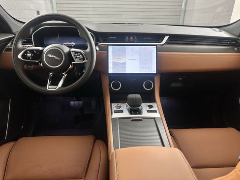 Used 2026 Jaguar F-PACE R-Dynamic S AWD/4WD image 13