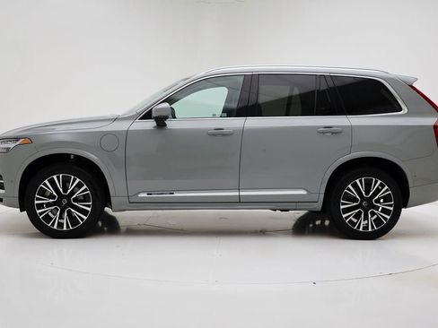 Used 2024 Volvo XC90 T8 Plus w/ Protection Package Premier image 5