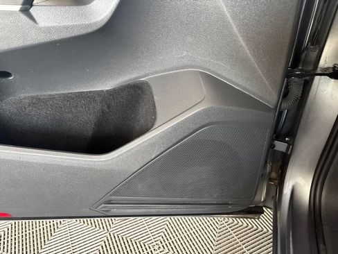 Used 2018 Volkswagen Tiguan SE w/ 3rd Row Seat Package AWD/4WD image 17