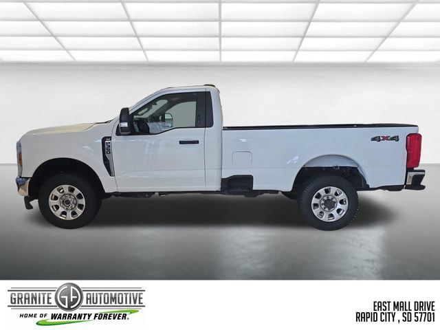 Used 2024 Ford F350 XLT AWD/4WD image 2