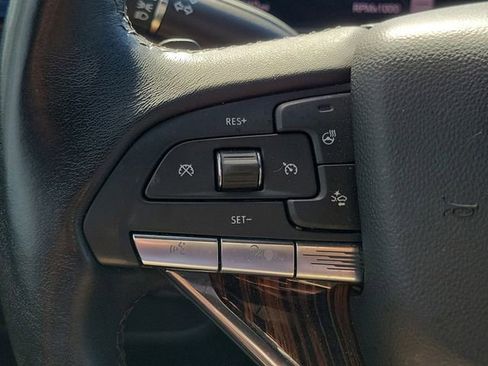 Certified 2023 Cadillac Escalade Luxury RWD image 28