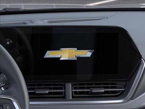 New 2026 Chevrolet Trax LT w/ Driver Confidence Package image 20