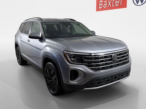 New 2026 Volkswagen Atlas SE AWD/4WD image 1